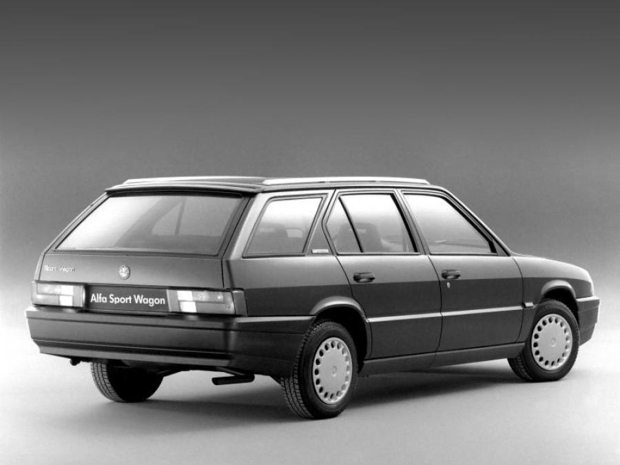  Alfa Romeo Sport Wagon (907) 1990 года  (WW) (фото 5 из 17)